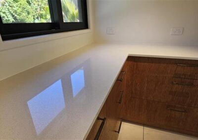 Gallery 1 - Angled join L-shape